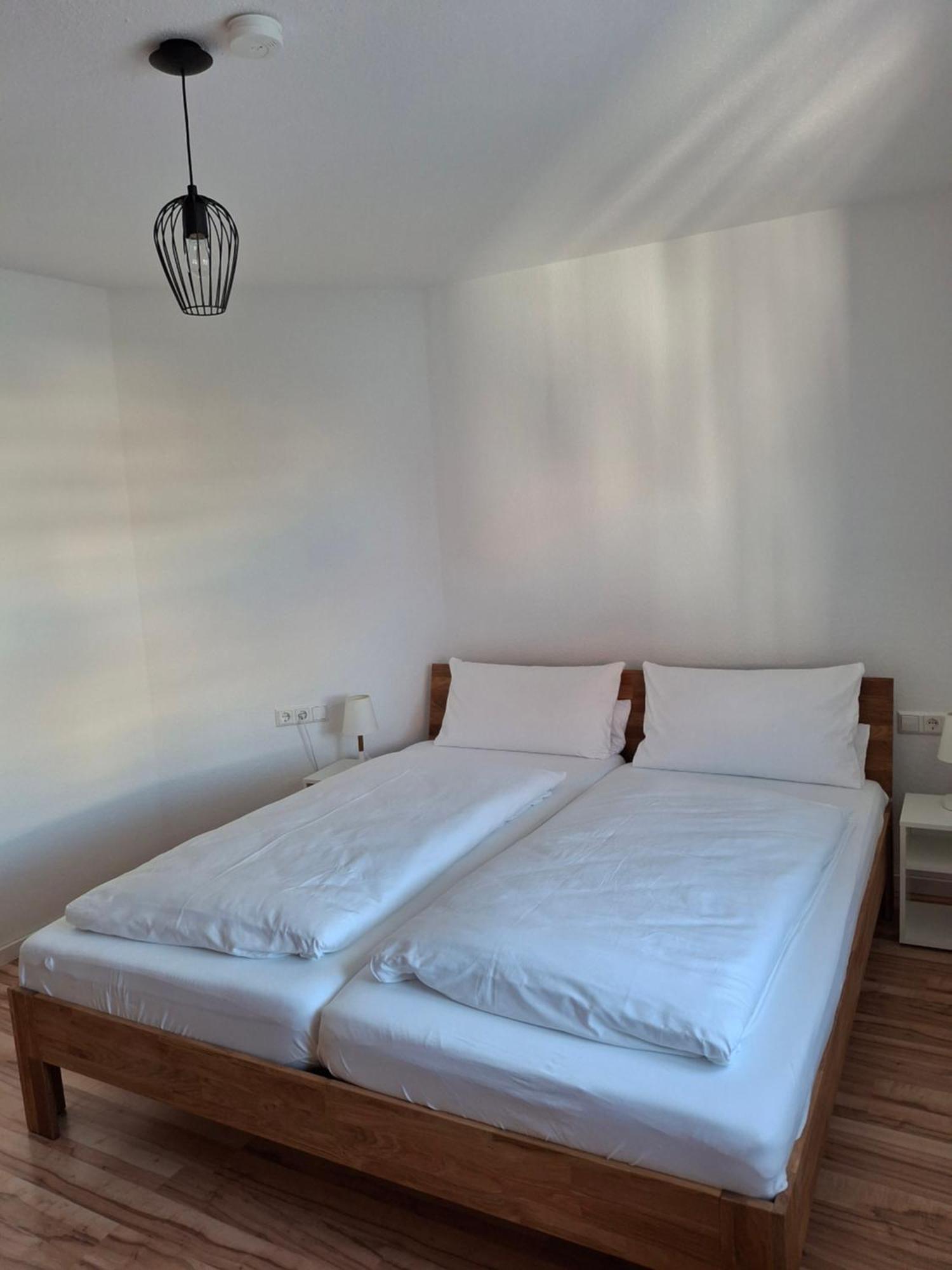 Apartment Schoene Mit Balkon