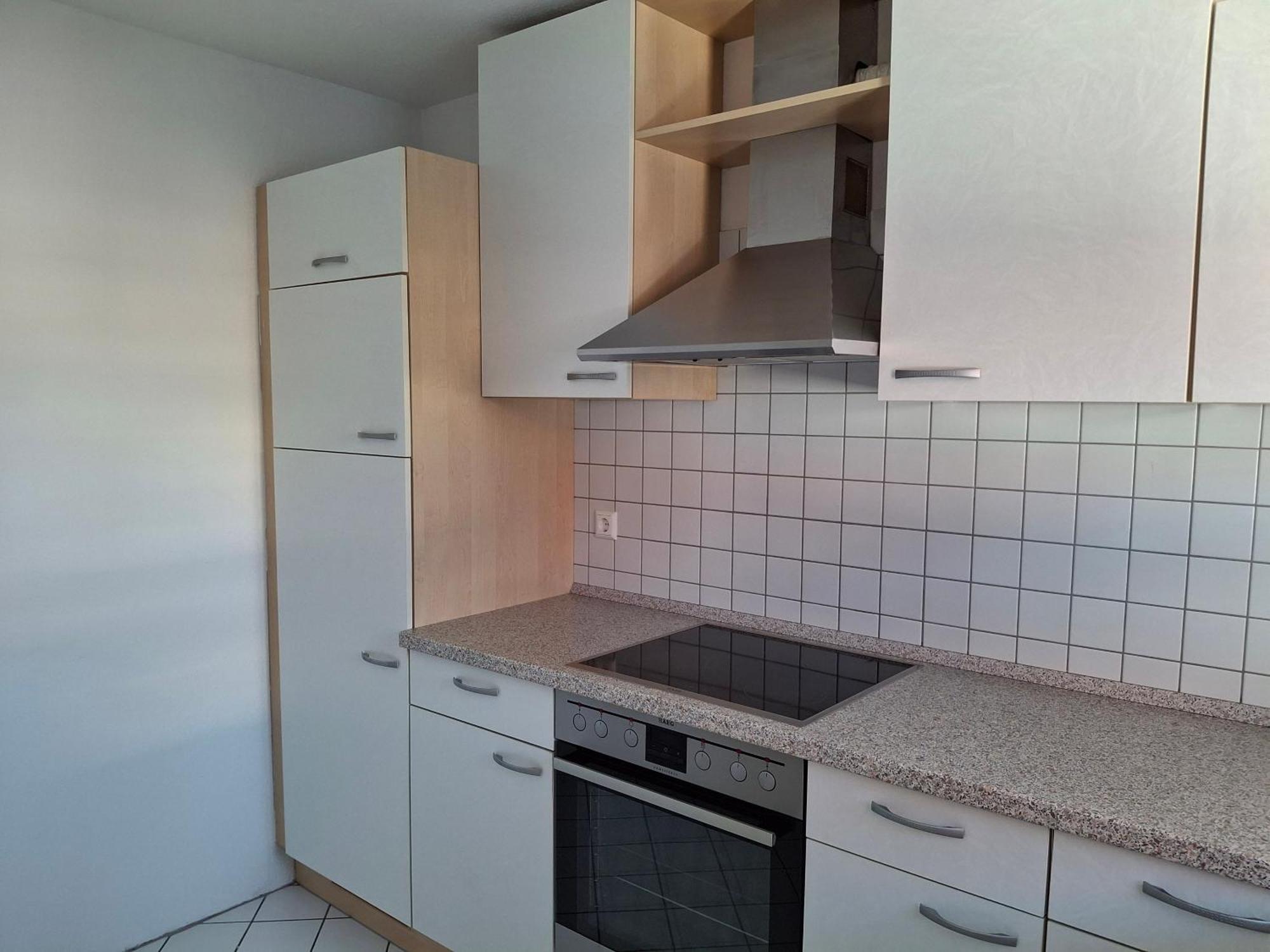 Schoene Mit Balkon