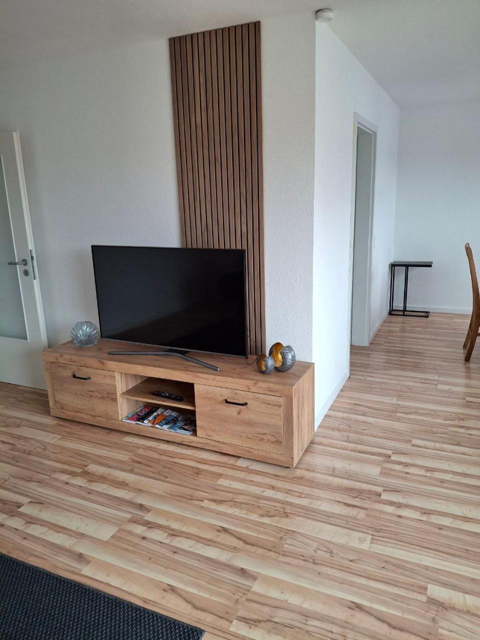 Schoene Mit Balkon